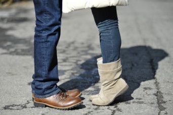 ぷに？　感触が忘れられない！　男性に聞いた、ぶっちゃけファーストキスってどうだった？