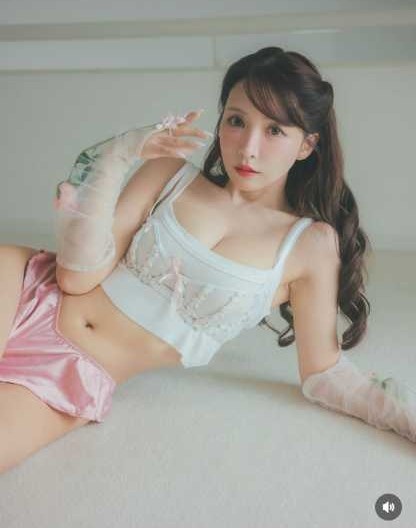 Instagram:三上悠亜(@yua_mikami)より