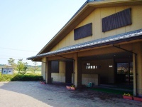 珠洲焼資料館（Qurrenさん撮影、Wikimedia Commonsより）