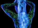 妖艶さにうっとり…　女性のセクシーな背中を有効活用！