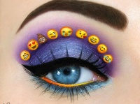 なぜ、まぶたに動物を?!　キモ美しい、まぶたアート　写真9枚