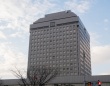 生徒用充電器『207個』盗む　県立高校教諭(62)懲戒免職　教諭は「コンサートに行き過ぎて生活が苦しかった…」