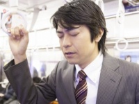 こっち来んな！　通勤電車で「隣になりたくない人」の特徴6つ