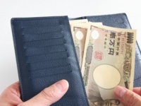 男子から総スカン！　「付き合ったら、お金がかかりそうだな」と思われる女子4選