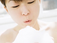 永遠の課題！　女性が「何とかしたい！」と思っている肌トラブルTOP5
