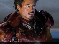 ロバート・ダウニー・Jr.が着用した『アイアンマン』のスーツが盗まれる！