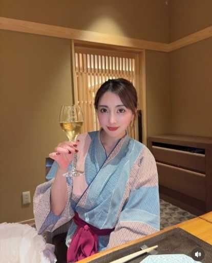 Instagram:森咲智美(@morisakitomomi)より