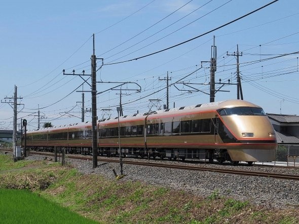 高崎・渋川まで伸びていれば、東上線にもスペーシアのような特急が走ったかもしれないと夢がふくらむ（Faww05さん撮影、Wikimedia Commonsより）