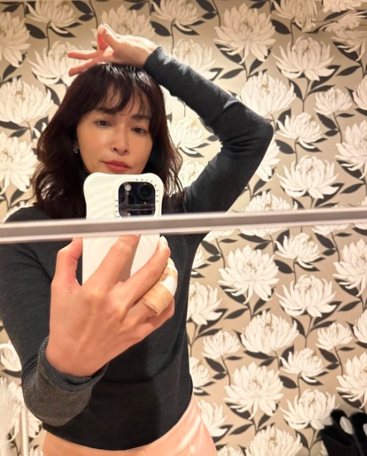 Instagram:長谷川京子(@kyoko.hasegawa.722)より