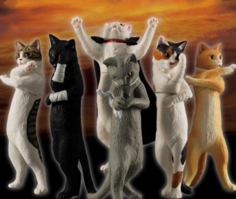 鎮まれ…俺の右手…！中二病を発症した猫のフィギュアがカプセルトイに登場「厨二猫（ちゅうにびょう）」