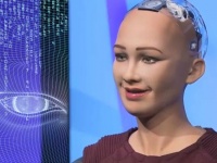 人工知能ロボット「ソフィア」を開発したAIチームが子供たちに最新技術を学ばせる為、ユネスコとパートナーシップを結ぶ