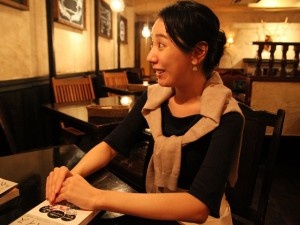 突然のクソバイスラリーに驚く、編集長・東香名子