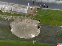 フロリダで同じ地域に2つ目の陥没穴が出現、1つ目は3か月前