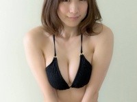 奇跡の童顔アラサーグラドル・川奈ゆうの悩殺ショット連発に男性ファン大興奮！　「ギルガメかよ」