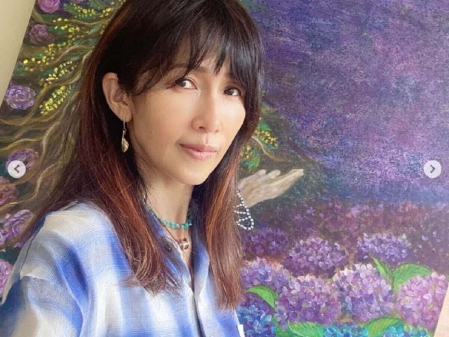 工藤静香 紫陽花を描いた油絵が大不評 不気味で闇を感じる 1ページ目 デイリーニュースオンライン