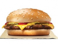 チーズバーガー（画像は公式サイトより）