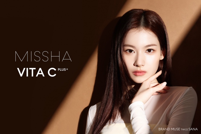 「MISSHA」 ブランドミューズ 『TWICE』SANA 本日より新ビジュアル公開!!