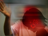 人を傷つける言葉は実際にビンタされた時と同じダメージを脳に与え、長くとどまる