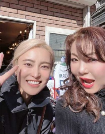 Instagram:モモコ(@highheel_momoko)より