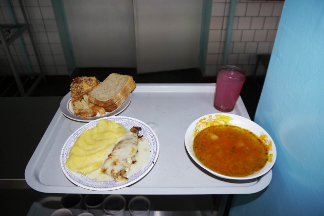 chernobyl-cafeteria34