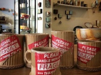どう見ても段ボールで作ったマグカップ、実は・・・！？