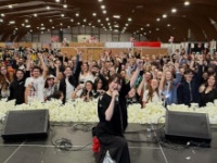 大槻マキの公式インスタグラムより