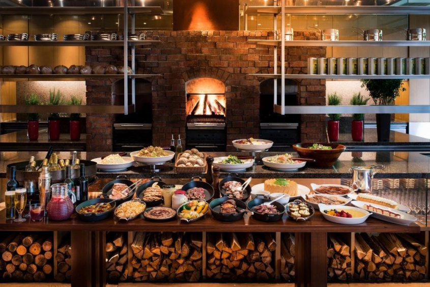 「Hyatt World Bar-B-Que」