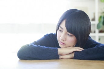 若い女性にも急増中?!「占い依存症」に要注意！