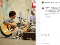 北海道の商店街で路上ライブ（画像はyuiさんの公式インスタグラムより）