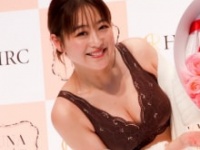 鈴木奈々