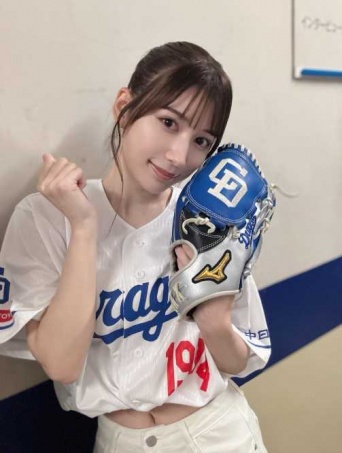 X：雪平莉左(@risa_yukihira)より