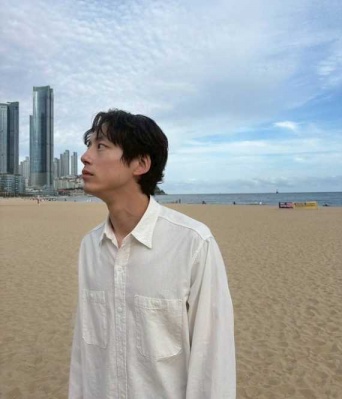 Instagram:坂口健太郎(@sakaguchikentaro)より