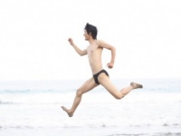 やっほう自由だぜ！　男性が「独身時代にこれだけはやっておきたい！」と思うこと5つ