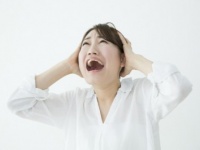 血が床にポタポタ……！　史上最悪な「生理の大失敗」4選