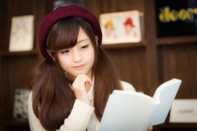 魅力的だけれど……男性に聞いた「恋愛関係に進めない女性」の特徴3選