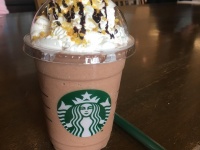 スタバの新作フラペ飲んでみた