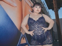 渡辺直美、大胆なランジェリー姿公開。「超大人っぽいし似合ってるにょん」「こんなに露出姿初めてかもマジかっけーっす」と絶賛の声