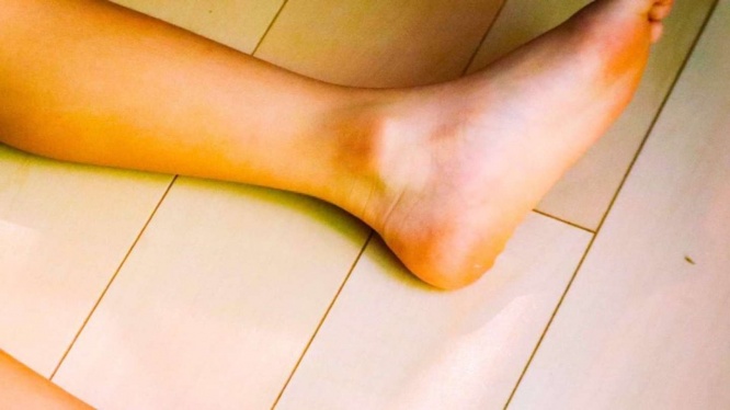 脱衣所で倒れてしまい...（画像はphotoAC）