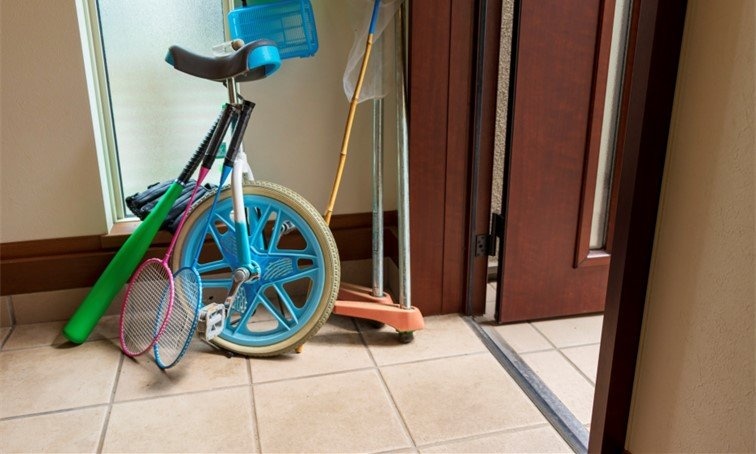 「夜勤明けに目覚めると、小学生の息子が見当たらない。門限を1時間過ぎた後、彼を家に連れてきたのは...」(北海道・30代女性)