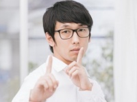 男性が彼女に内緒で「毎晩してること」6つ