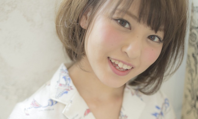 ツヤ感で可愛さ200%！ツヤ＊鉄板ストレートスタイル