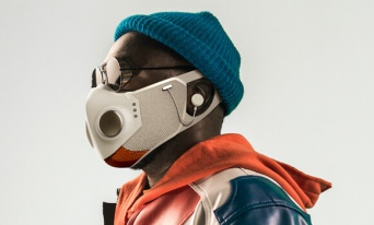 ハリウッドのスーパーヒーロー衣装を手掛けたスタッフが開発したSFテイストのハイテクマスクが誕生