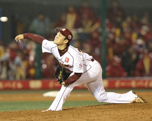 日本ハムvs楽天の開幕戦ではプロ3年目で初となる大谷翔平（日本ハム）と新人から3年連続で務める則本昂大（楽天／写真）の投げ合いとなる予定だ。