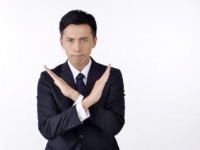 彼氏の前ではNG？　げんなりする「彼女の行動」5選