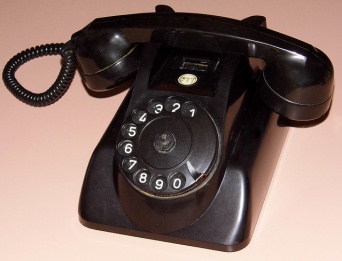 オレオレ詐欺はまだ現役。画像と本文は無関係です（Joe Hauptさん撮影、flickrより）