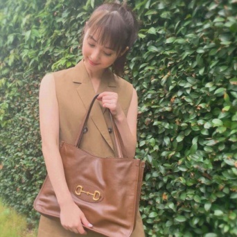 インスタグラム:佐々木希(@nozomisasaki_official)より