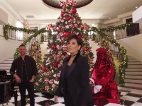 豪華すぎる！　キム・カーダシアンの母親、クリス・ジェンナー家のクリスマスデコレーション