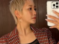 デコピンの公式インスタグラムより