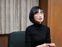 『百年泥』（新潮社刊）で芥川賞を受賞した石井遊佳さん