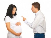 一生許さない！　妊婦たちがうけた“言葉の暴力”4選　「看護師さんに……」